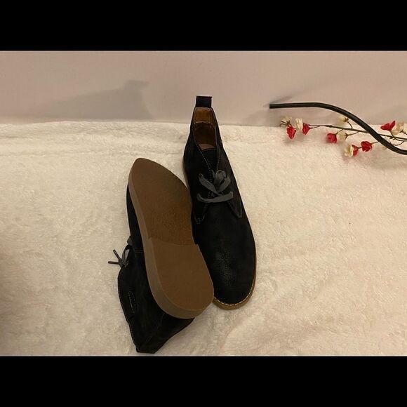 ??Gracosy Martin Leather lace up  Boots  Size :Medium